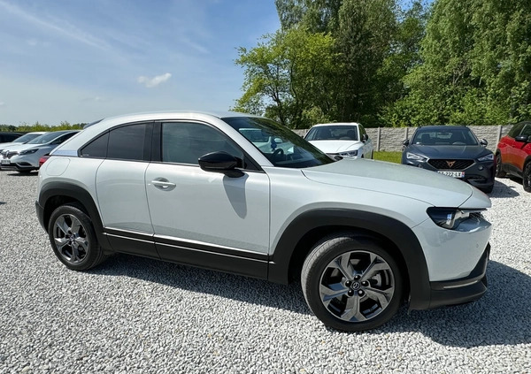 Mazda MX-30 cena 87990 przebieg: 11000, rok produkcji 2020 z Jaworzyna Śląska małe 781